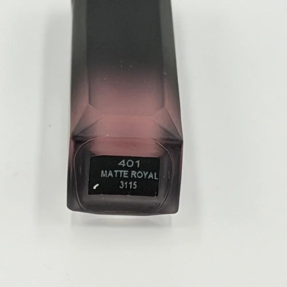 New In Box IL Makiage Infinity Long Wear Lip Cream Color Matte Royal 401‎
